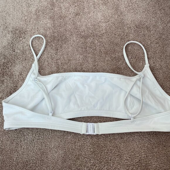 Babaton scoopneck bikini top & banded bottom - (size M) - Picture 5 of 16